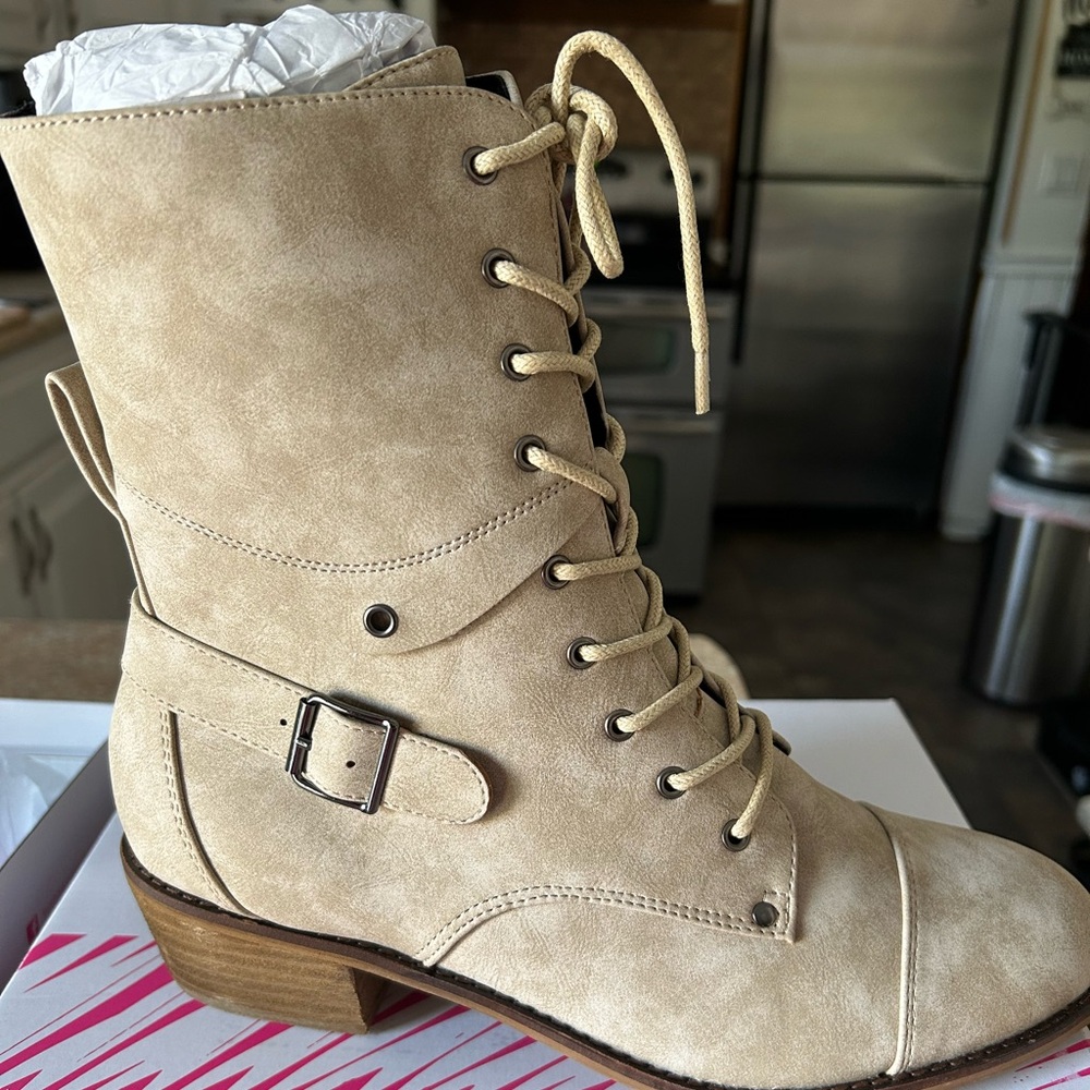 Hey Girl by Corkys Hocus Pocus Boots in Beige - New - Size 9